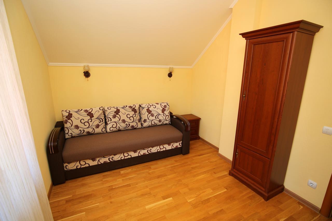 Maison d'hôtes Пори Року à Synyak Extérieur photo