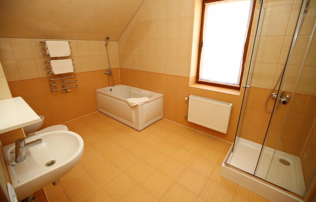 Maison d'hôtes Пори Року à Synyak Extérieur photo